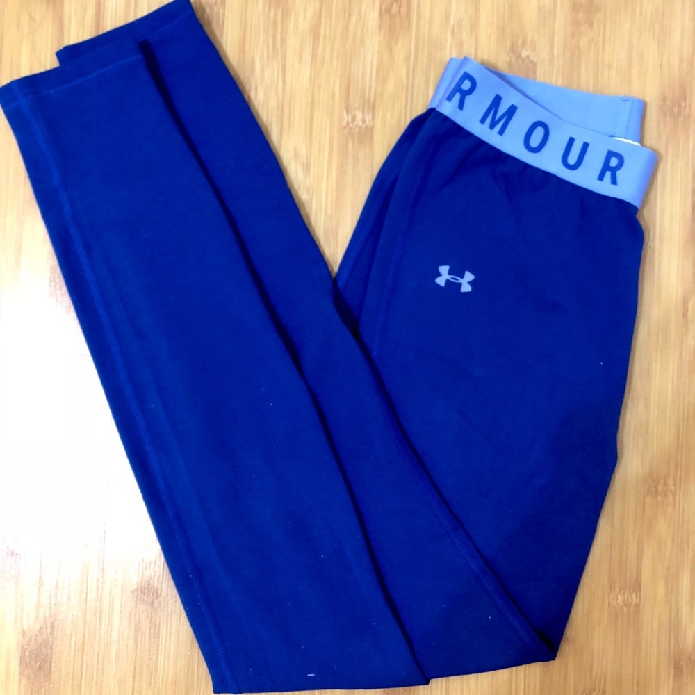 UA Favorites leggings size small